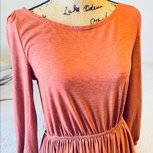 New with tags Joy Folie Burnt Orange colored long Flowey Dress!